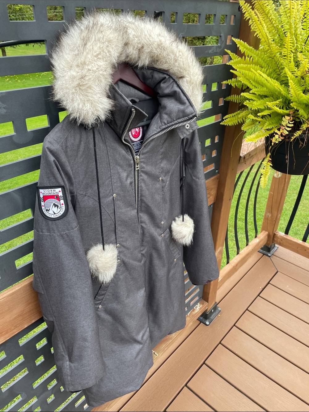 Woman’s Storm Mountain Down Winter Jacket